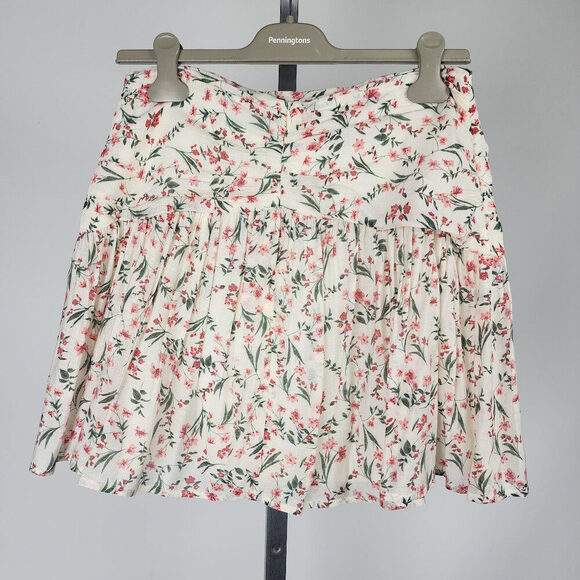 Mink pink Cream Flower Red & Green Mini Skirt Size M - Picture 5 of 9